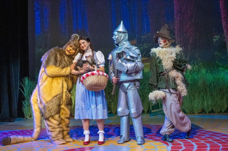 Review: THE WIZARD OF OZ at Palm Canyon Theatre Image