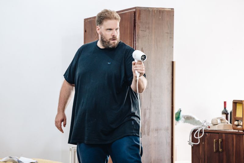 Photos: THE COMEDY ABOUT SPIES West End Return In Rehearsal — photo 13 of 14