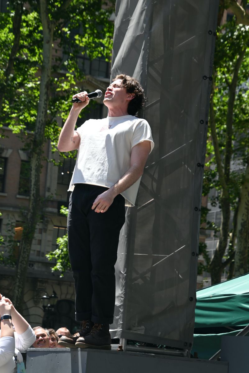 Photos: THE LOST BOYS, HADESTOWN & More Take the Stage at BROADWAY IN BRYANT PARK Week 1 — photo 46 of 61
