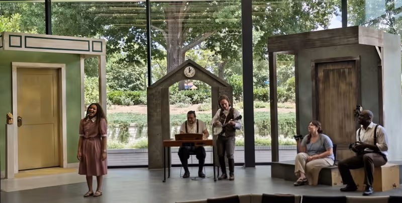 Review: WILLIAM SHAKESPEARE'S COMEDY OF ERRORS at Arkansas Museum Of Fine Arts in Little Rock Image