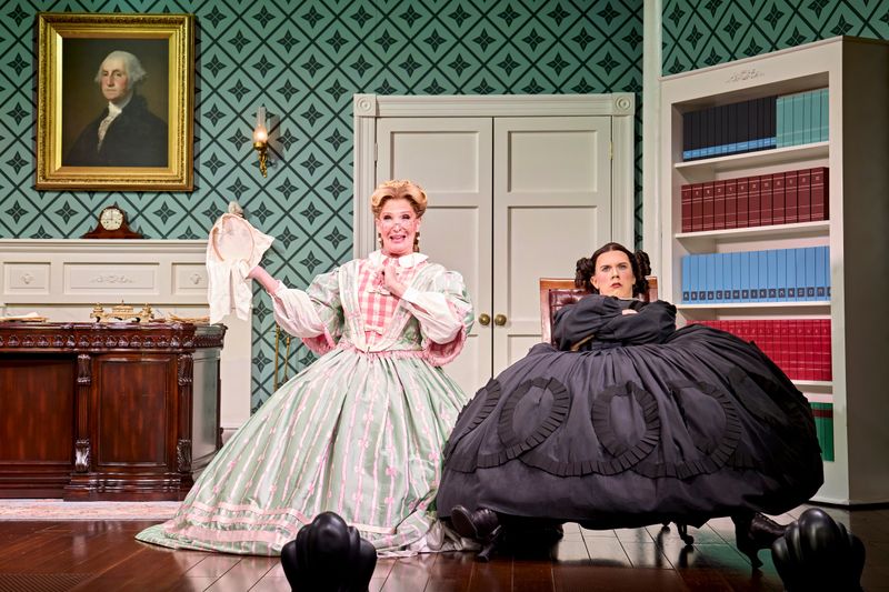 Photos: Cole Escola Returns to OH, MARY! in London, With Giles Terera, Michael Urie, and More — photo 11 of 12