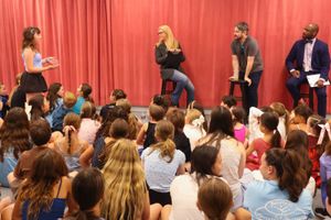 Alex Brightman, Broadway Artists Alliance students @ BroadwayWorld Alex Brightman, Broadway Artists Alliance students Photo
