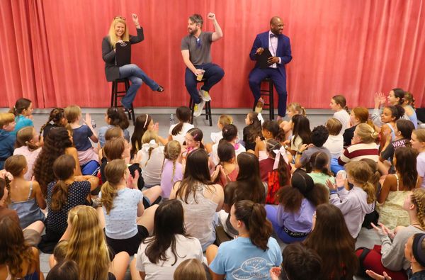 Alex Brightman, Broadway Artists Alliance students Photo