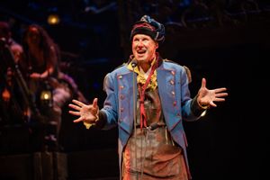 Matt Lucas @ BroadwayWorld Matt Lucas Photo