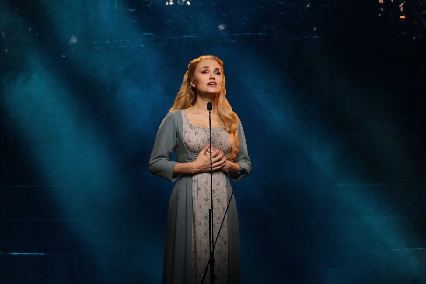 Photos: LES MISERABLES: THE ARENA CONCERT SPECTACULAR Starring Alfie Boe, Killian Donnelly, Samantha Barks and More Image