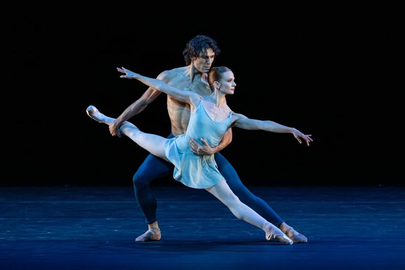 Review: HUGO MARCHAND Artists at the Center at NY City Center-Just Marvelous Image