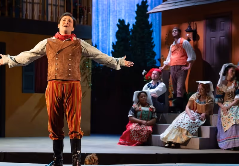 Review: L'ELISIR D'AMORE at Union Avenue Opera Image