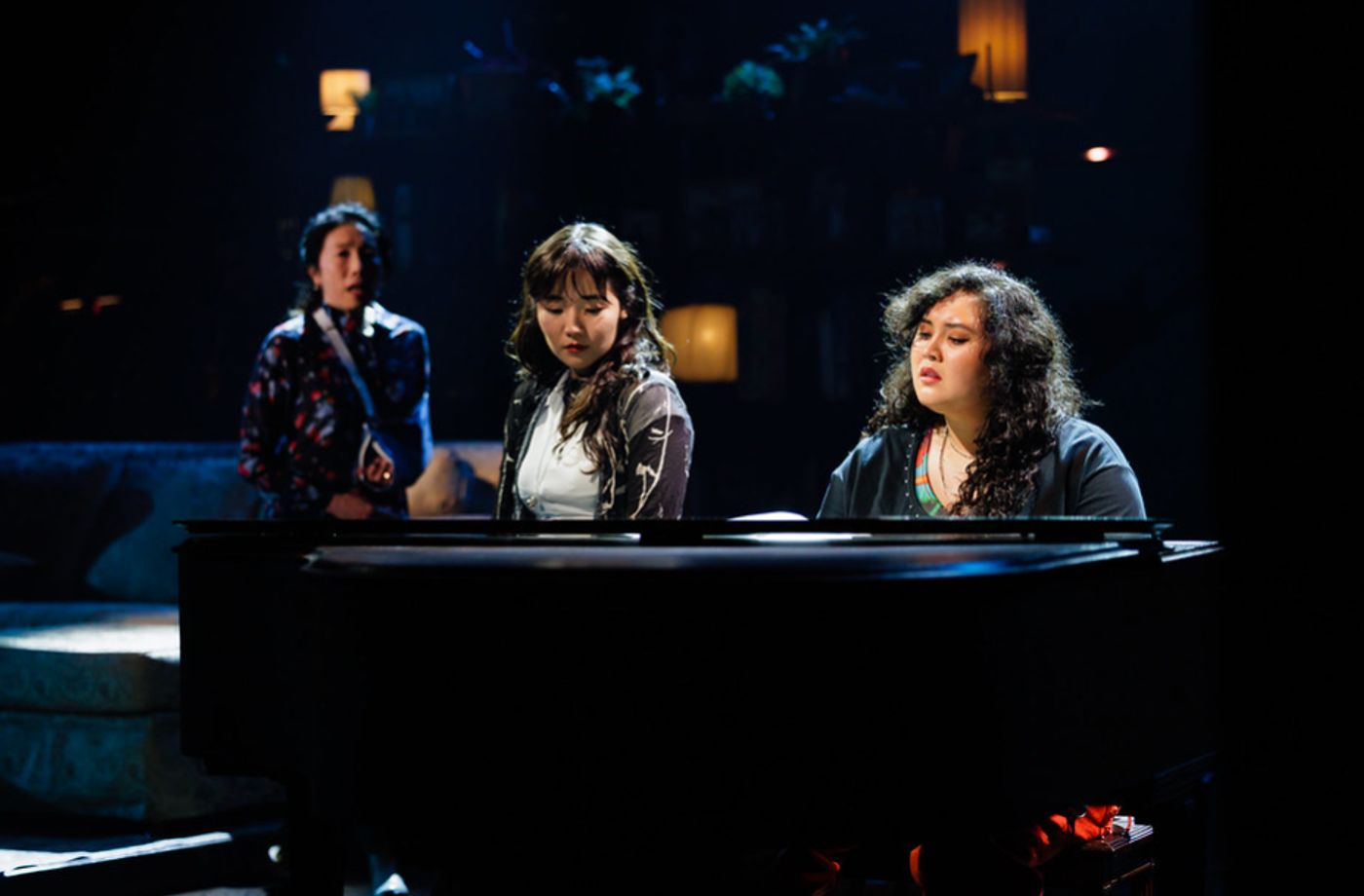 Review: THE FAMILY ALBUM at La Jolla Playhouse Image