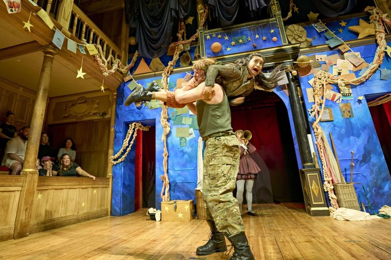 Review: A WORLD ELSEWHERE, Shakespeare’s Globe Image