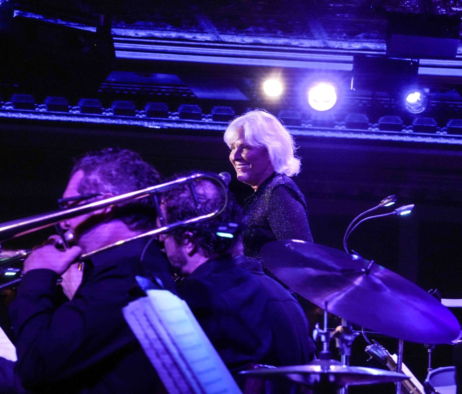 Photos: Stevie Holland Celebratory New York Summer Concert at 54 Below — photo 4 of 15