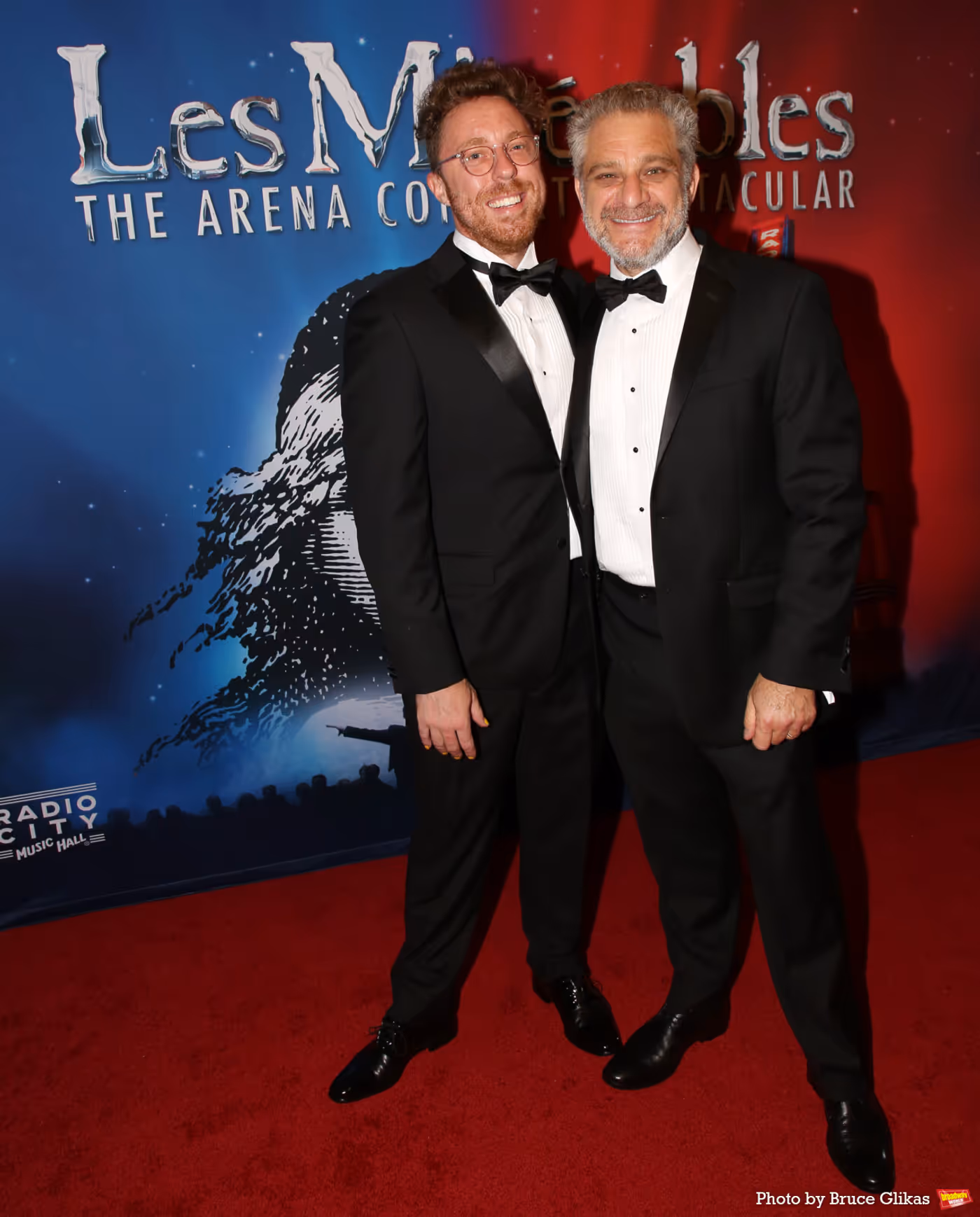 Photos: Patti LuPone, Aaron Tveit, and More Join LES MISERABLES: THE ARENA CONCERT SPECTACULAR For Encore Performance Image
