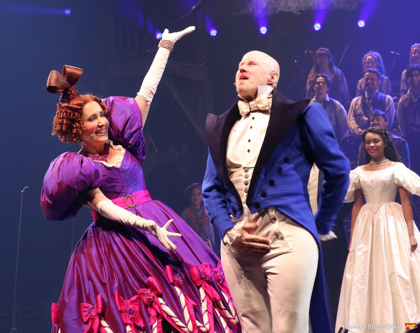 Photos: Patti LuPone, Aaron Tveit, and More Join LES MISERABLES: THE ARENA CONCERT SPECTACULAR For Encore Performance Image