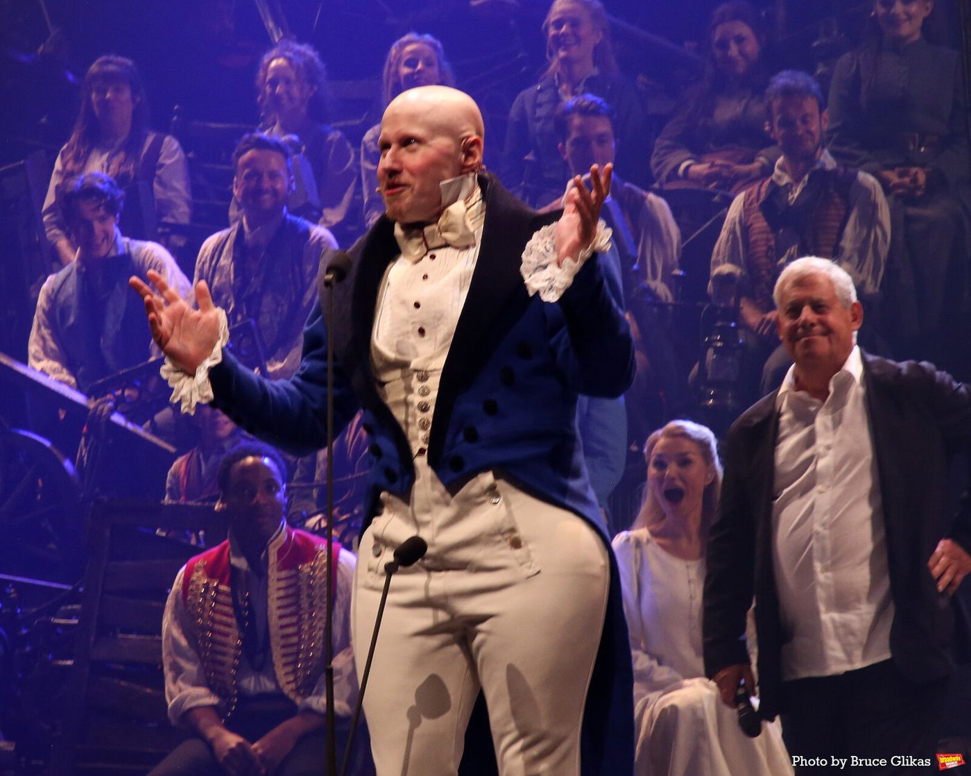 Photos: Patti LuPone, Aaron Tveit, and More Join LES MISERABLES: THE ARENA CONCERT SPECTACULAR For Encore Performance Image