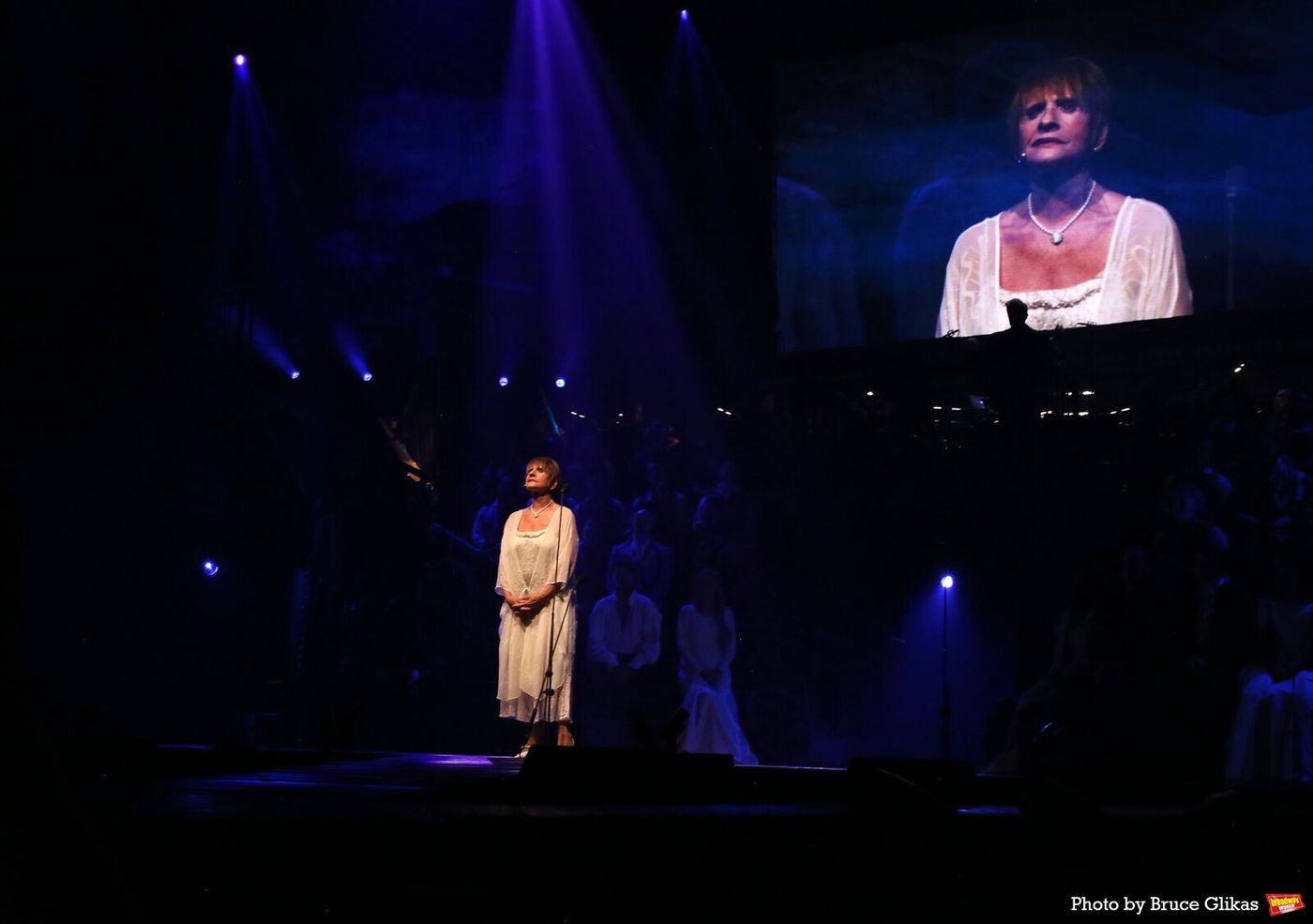 Photos: Patti LuPone, Aaron Tveit, and More Join LES MISERABLES: THE ARENA CONCERT SPECTACULAR For Encore Performance Image