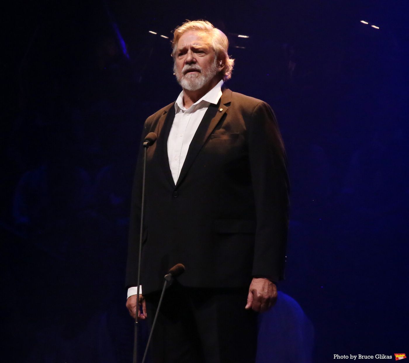 Photos: Patti LuPone, Aaron Tveit, and More Join LES MISERABLES: THE ARENA CONCERT SPECTACULAR For Encore Performance Image