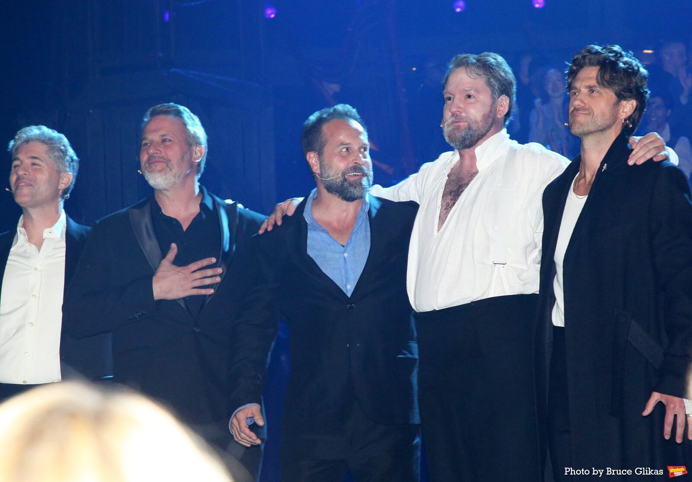 Photos: Patti LuPone, Aaron Tveit, and More Join LES MISERABLES: THE ARENA CONCERT SPECTACULAR For Encore Performance Image