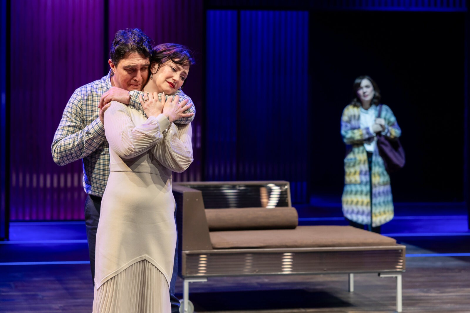 Photos/Video: THE GIRL ON THE TRAIN At Alley Theatre — photo 6 of 9