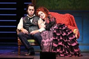 LINDSIE VANWINKLE-GUTHRIE, SCOTT GUTHRIE @ BroadwayWorld LINDSIE VANWINKLE-GUTHRIE, SCOTT GUTHRIE Photo
