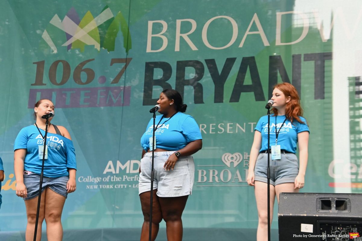 Dori8 Gonzalez, Dominique Kent and Amber Jo at Photos: WICKED, TITANÍQUE, CHICAGO & More Perform at Broadway in Bryant Park Week Two