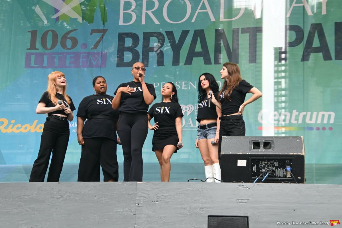 Aryn Bohannon, Olivia Donalson, Khalia Wilcoxon, Jasmine Forsberg, Abigail Barlow and Taylor Pearlstein at Photos: WICKED, TITANÍQUE, CHICAGO & More Perform at Broadway in Bryant Park Week Two