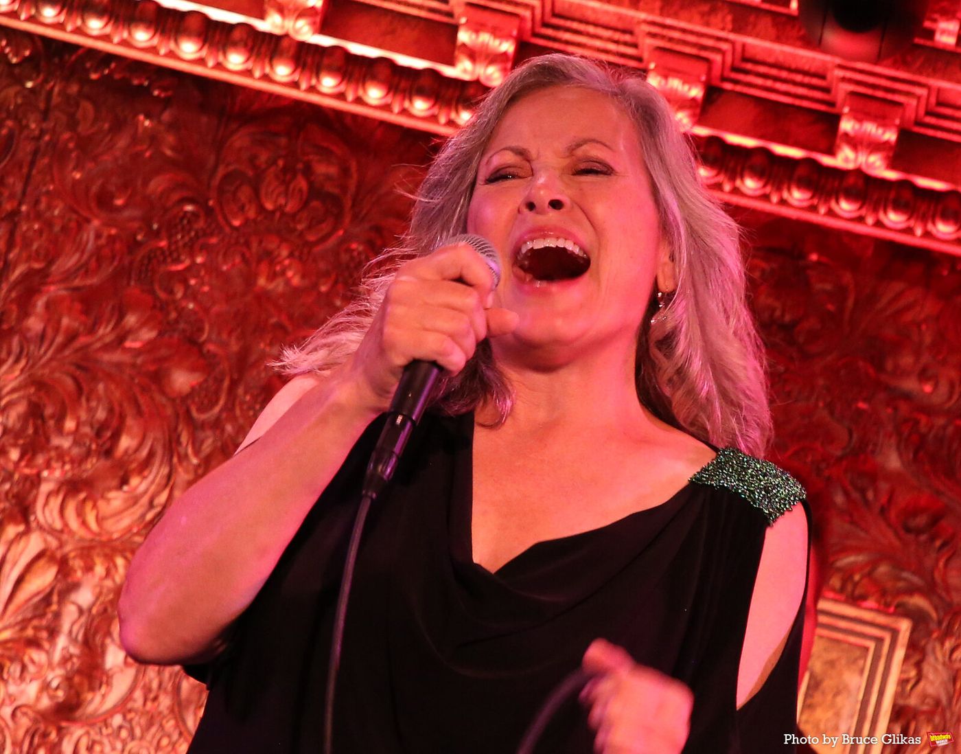Photos: Linda Eder Returns to 54 Below Image