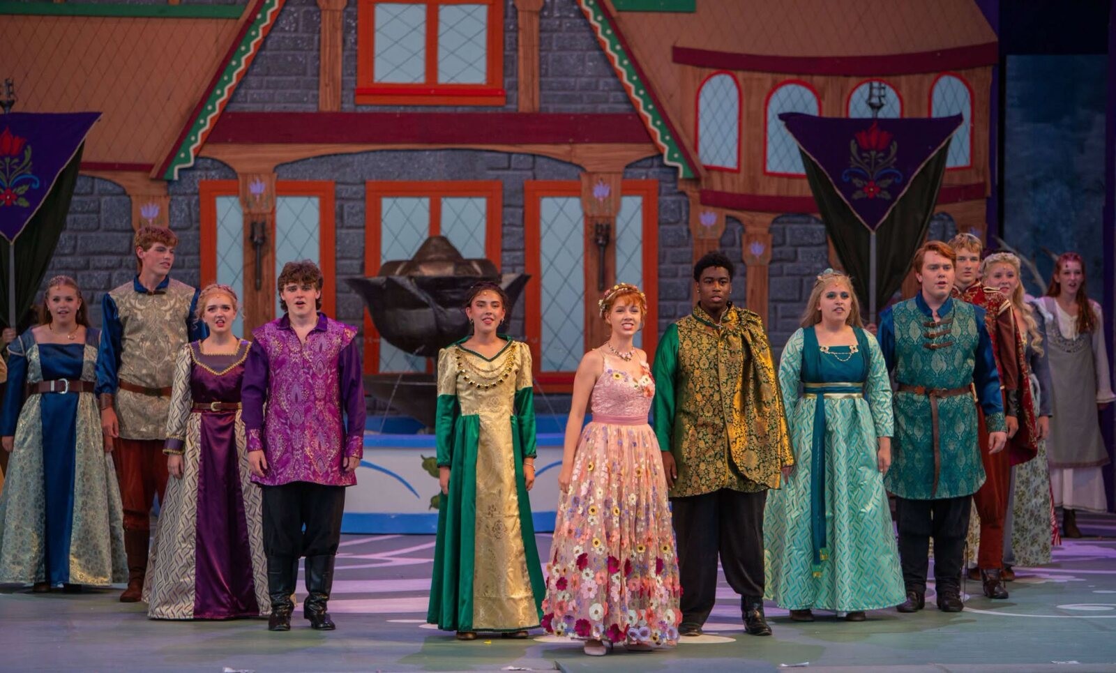 Review: DISNEYS FROZEN at Trollwood Performing Arts School Image