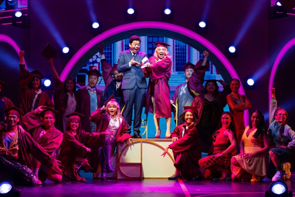 Review: LEGALLY BLONDE – THE MUSICAL at Esplanade Theatre Celebrates Ingenuity, Community, and Joy Image