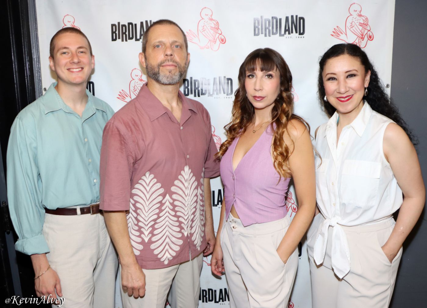 Photos: Max Pollak Brings Birdland To Its Feet Image