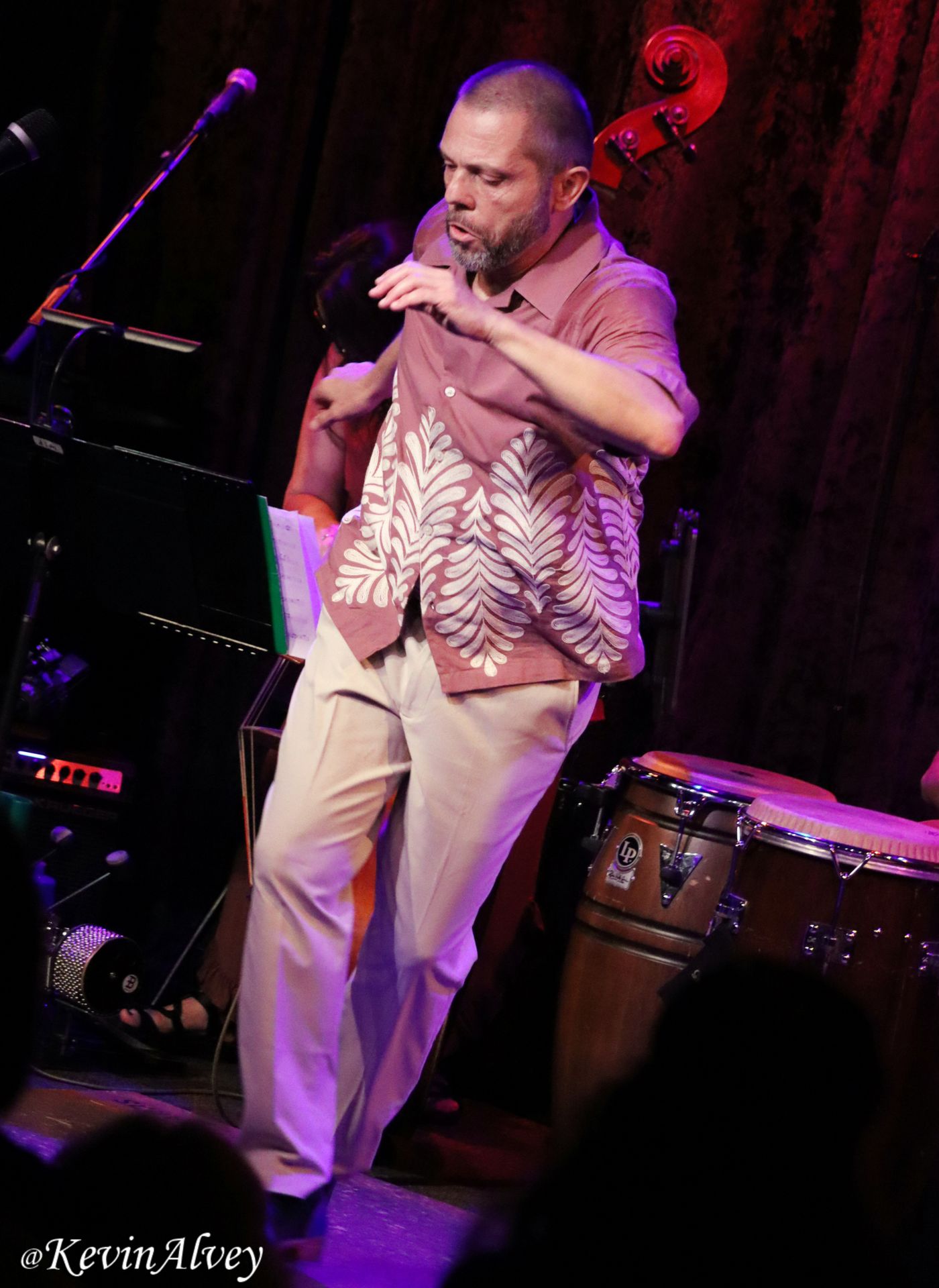 Photos: Max Pollak Brings Birdland To Its Feet Image