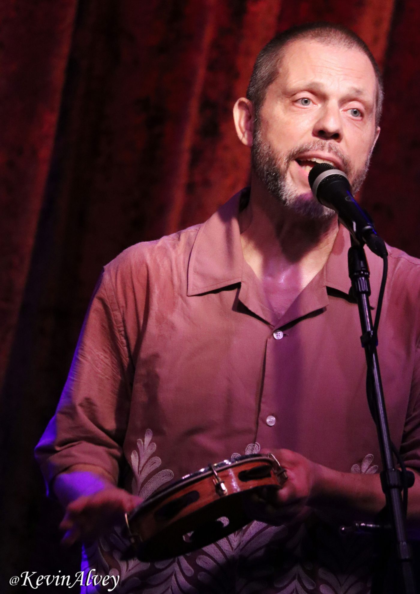 Photos: Max Pollak Brings Birdland To Its Feet Image