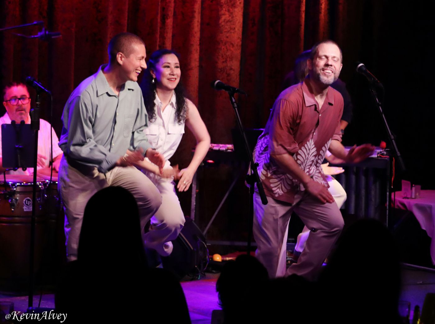 Photos: Max Pollak Brings Birdland To Its Feet Image