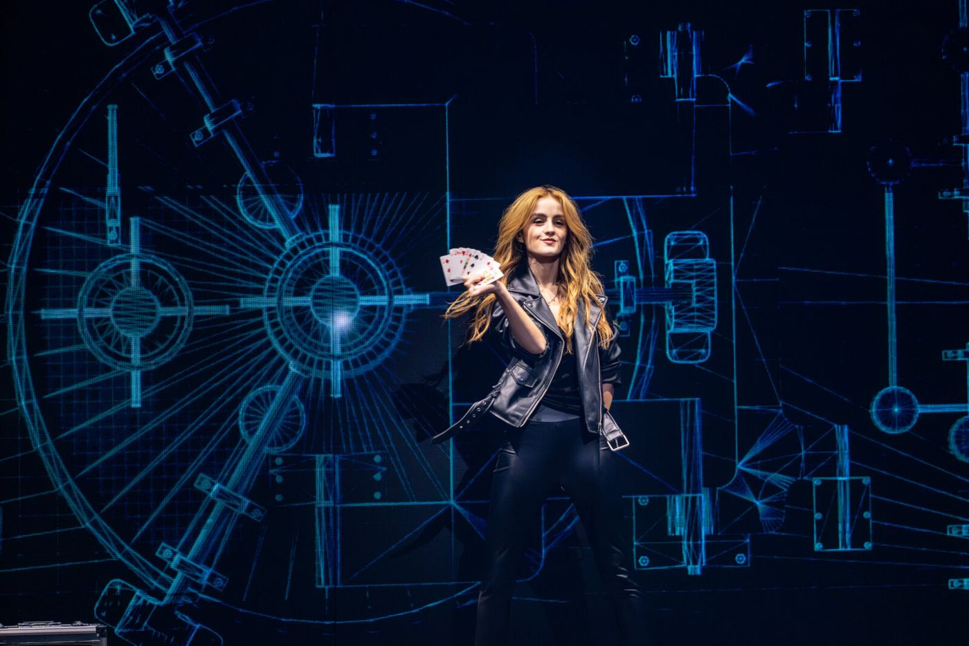 Photos: First Look NOW YOU SEE ME LIVE At The London Coliseum Image