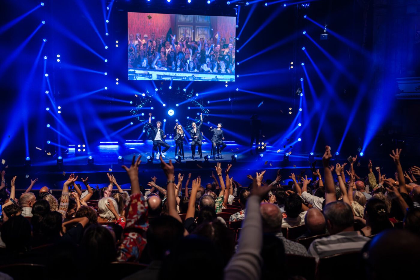 Photos: First Look NOW YOU SEE ME LIVE At The London Coliseum Image
