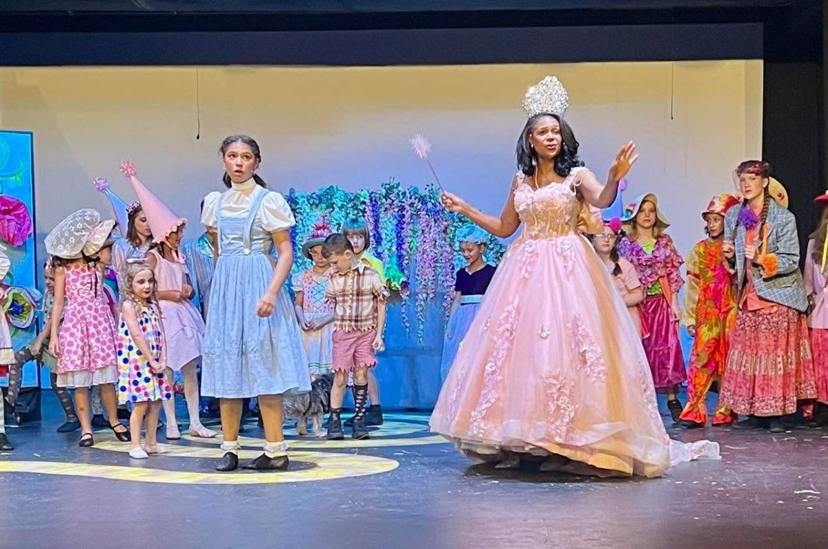 Review: THE WIZARD OF OZ at Batesville Community Thatre Image