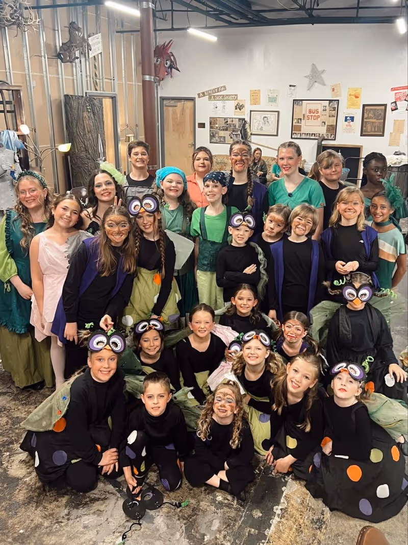 Review: THE WIZARD OF OZ at Batesville Community Thatre Image