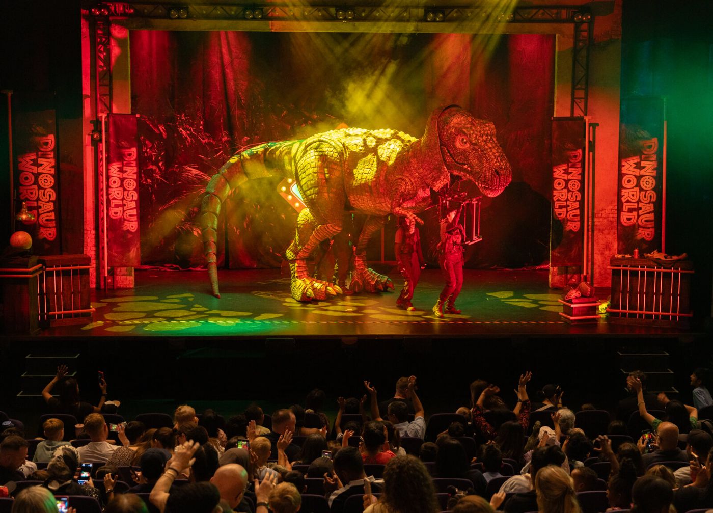 Photos: DINOSAUR WORLD LIVE Returns to London at Troubadour Wembley Park Theatre Image