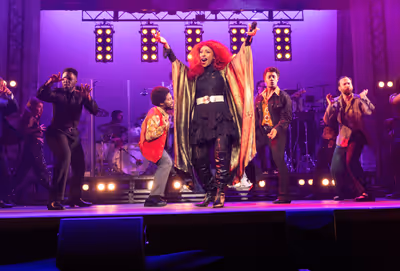 Alexandra Burke and cast Photo