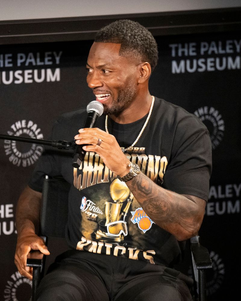 Photos: THE PIVOT PODCAST Tapes Live Episode at The Paley Museum — photo 11 of 15