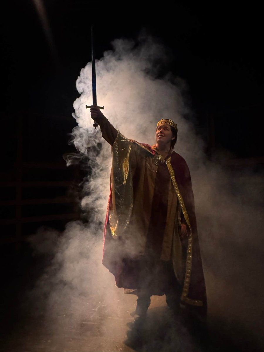 Review: LERNER & LOEWE'S CAMELOT at Ouachita Little Theatre in Mena Image