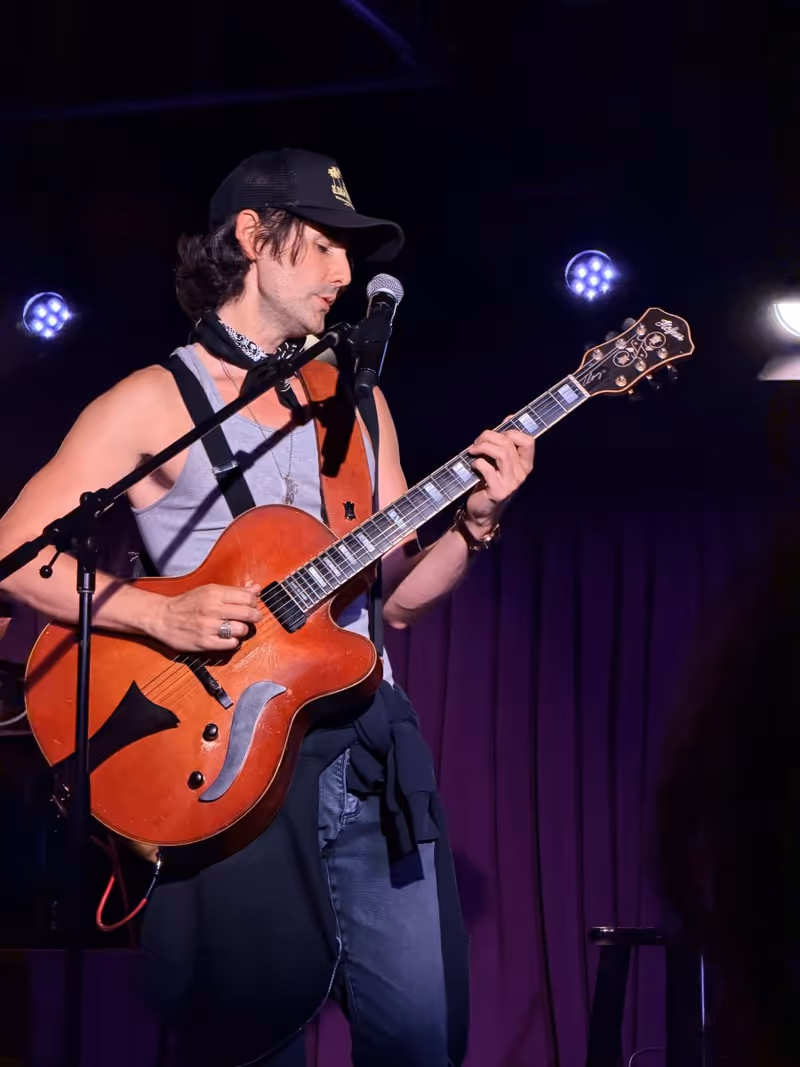 Review: Zane Carney Is Exquisite Live in Concert at The Green Room 42 Image