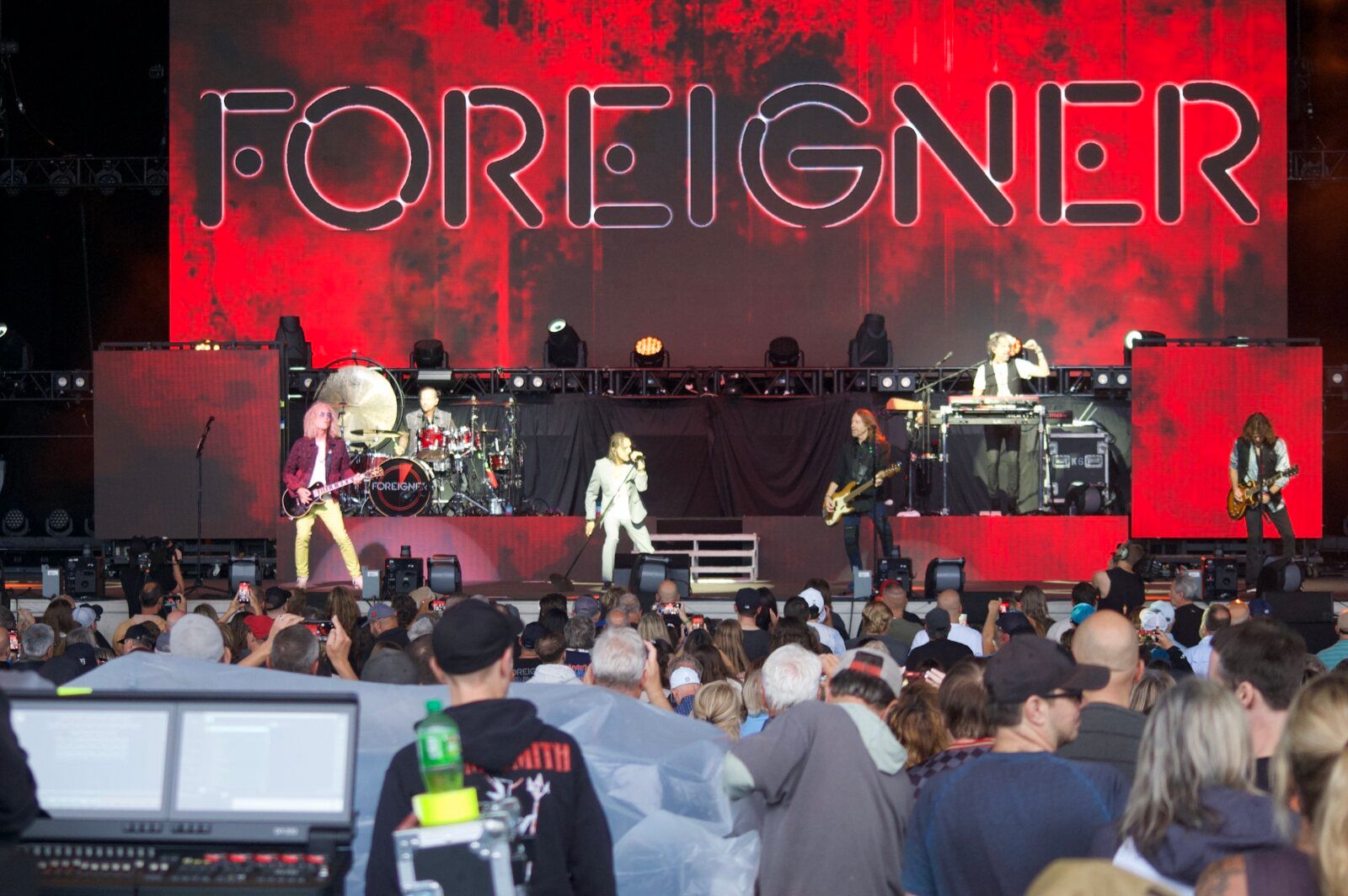Photos: Foreigner @Acrisure Amphitheater, August 1st 2026 Image