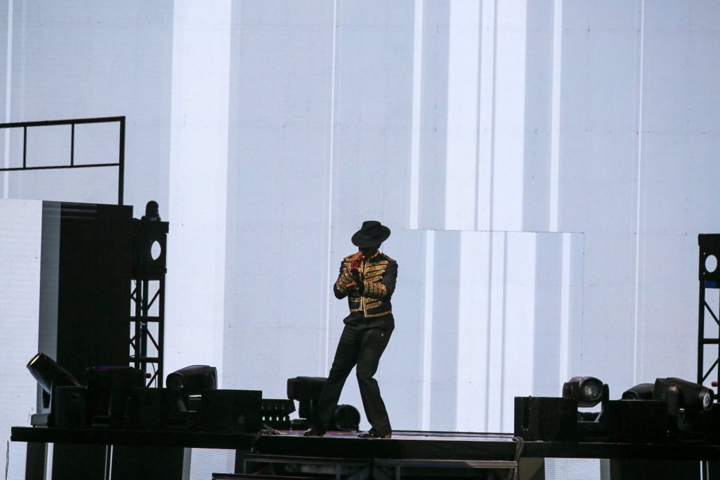 Review: NEYO AND AKON - NIGHTS LIKE THIS TOUR at Mystic Lake Amphitheatre Image