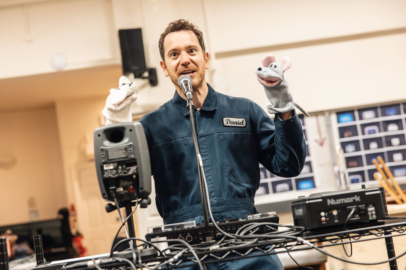 Photos: MRS. DOUBTFIRE in Rehearsal Ahead of UK and Ireland Tour Image