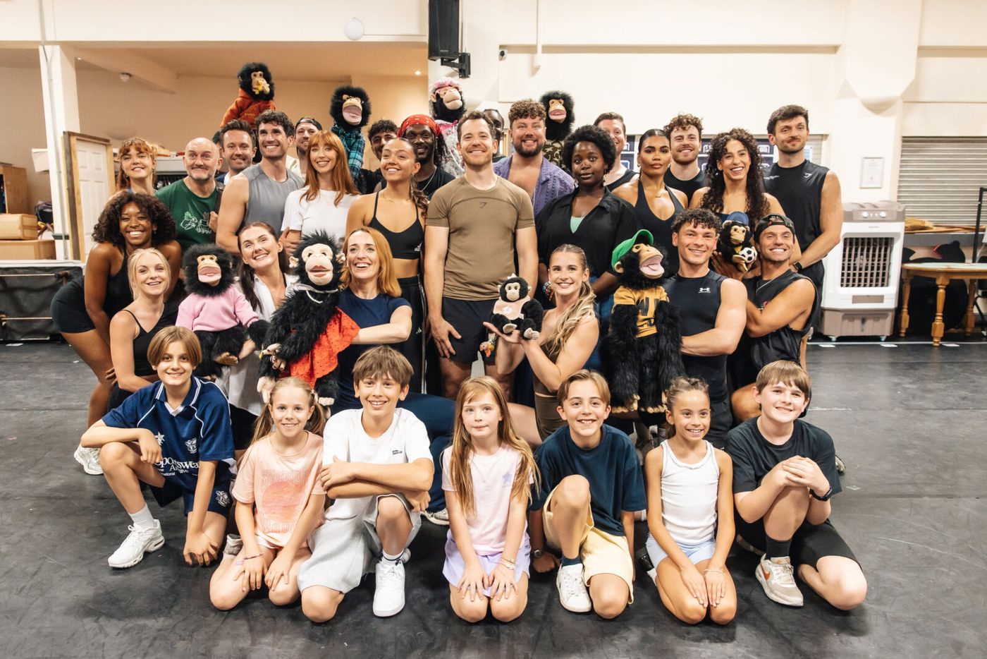 Photos: MRS. DOUBTFIRE in Rehearsal Ahead of UK and Ireland Tour Image