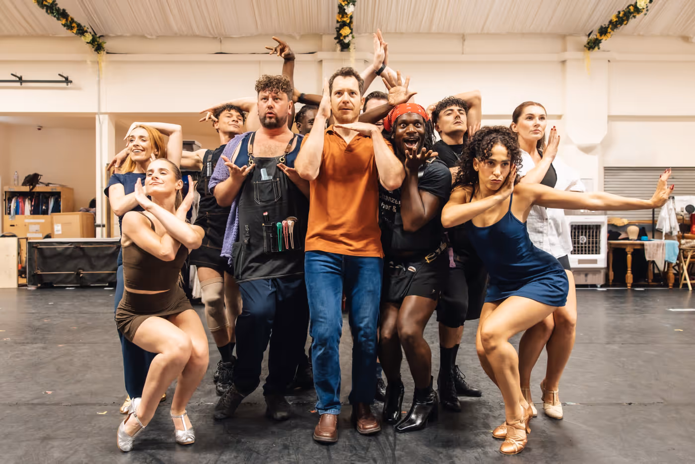 Photos: MRS. DOUBTFIRE in Rehearsal Ahead of UK and Ireland Tour Image