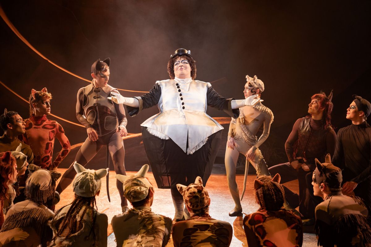 Elliot Broadfoot (Bustopher Jones) at Photos: Rachael Wooding, Melanie La Barrie, and More in CATS at Regent's Park Open Air Theatre