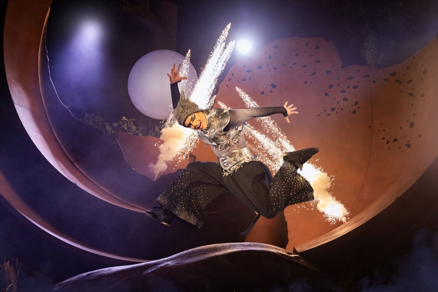Photos: Rachael Wooding, Melanie La Barrie, and More in CATS at Regent's Park Open Air Theatre Image