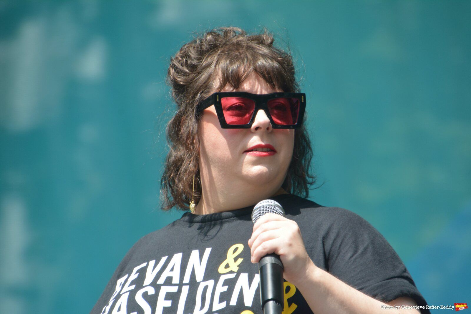Photos: MJ, THE OUTSIDERS & More Perform at Broadway in Bryant Park Image