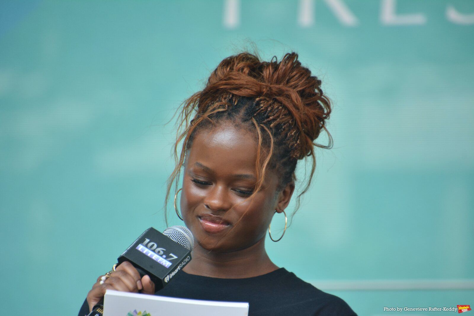 Photos: MJ, THE OUTSIDERS & More Perform at Broadway in Bryant Park Image