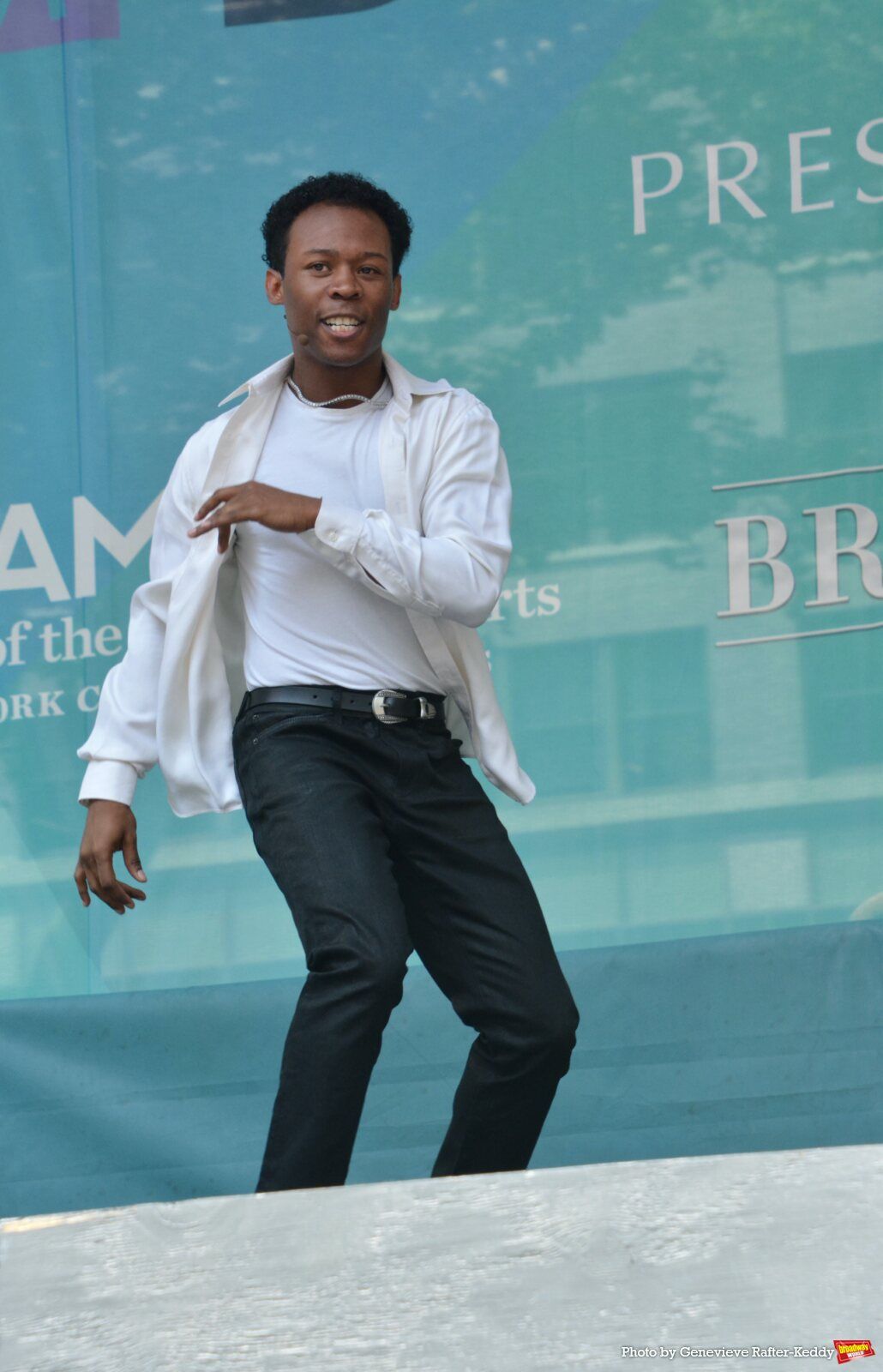 Photos: MJ, THE OUTSIDERS & More Perform at Broadway in Bryant Park Image